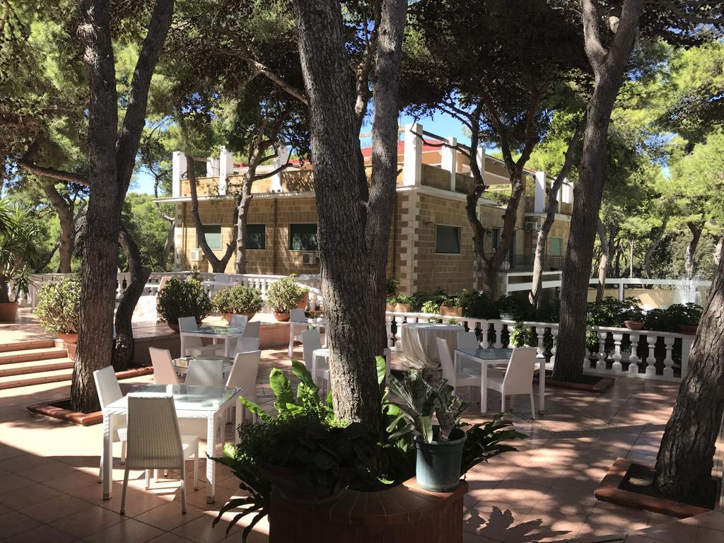 Eden Park Hotel Marina Di Pulsano Екстериор снимка